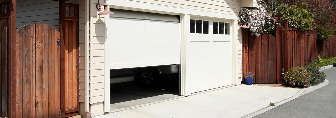 Repair Garage Door Won't Close Light Blinks in Glendale Heights, Illinois