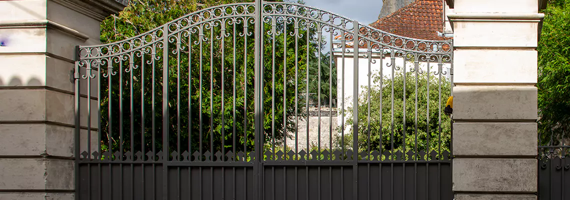 Wooden Swing Gate Repair in Glendale Heights, IL